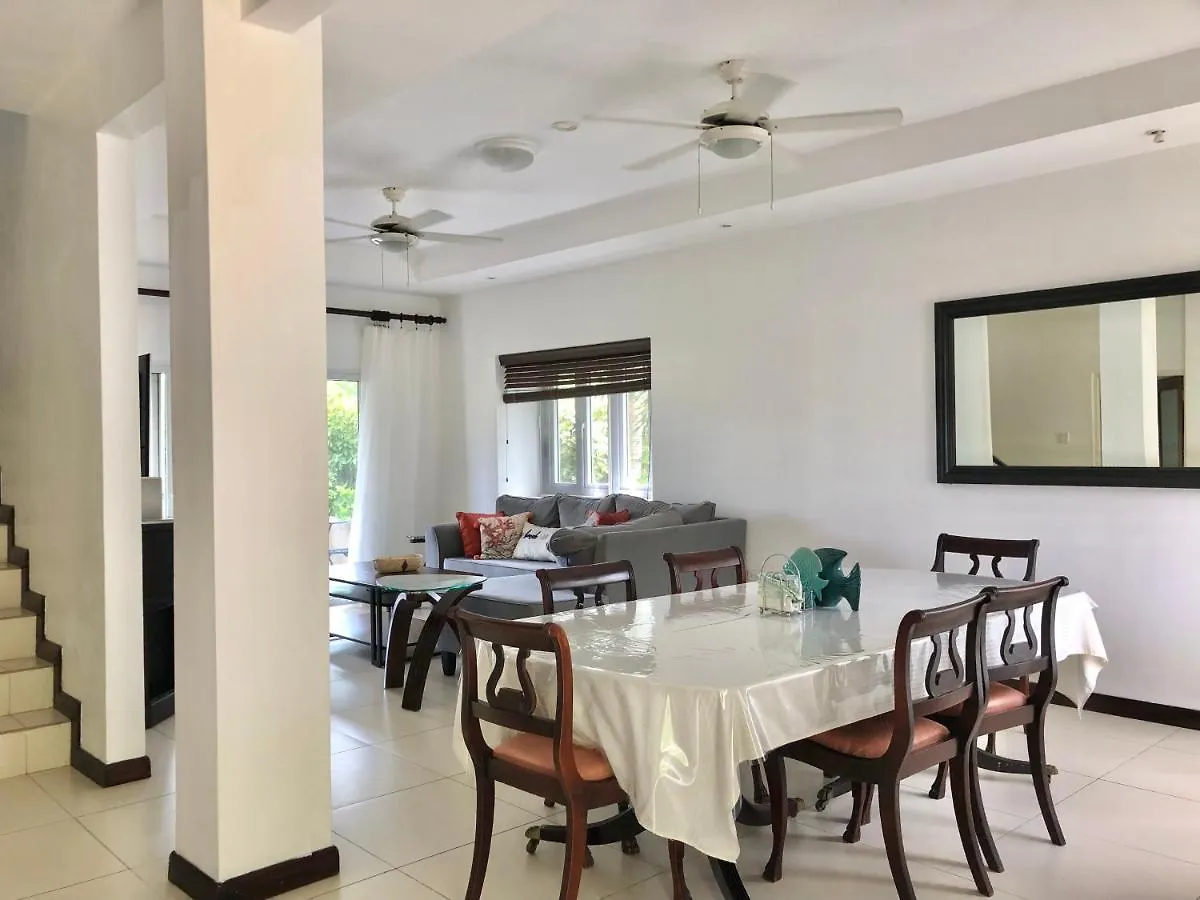 Cosy 4Bdr Beach House In Ochio Rios Ocho Rios 0*,