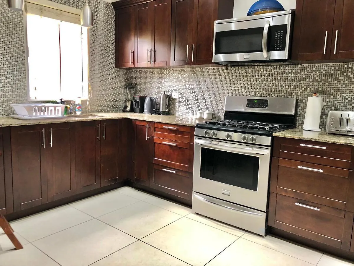 Cosy 4Bdr Beach House In Ochio Rios Ocho Rios 0*,  Jamaika